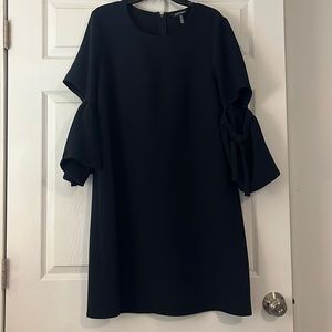Ellen Tracy navy blue dress